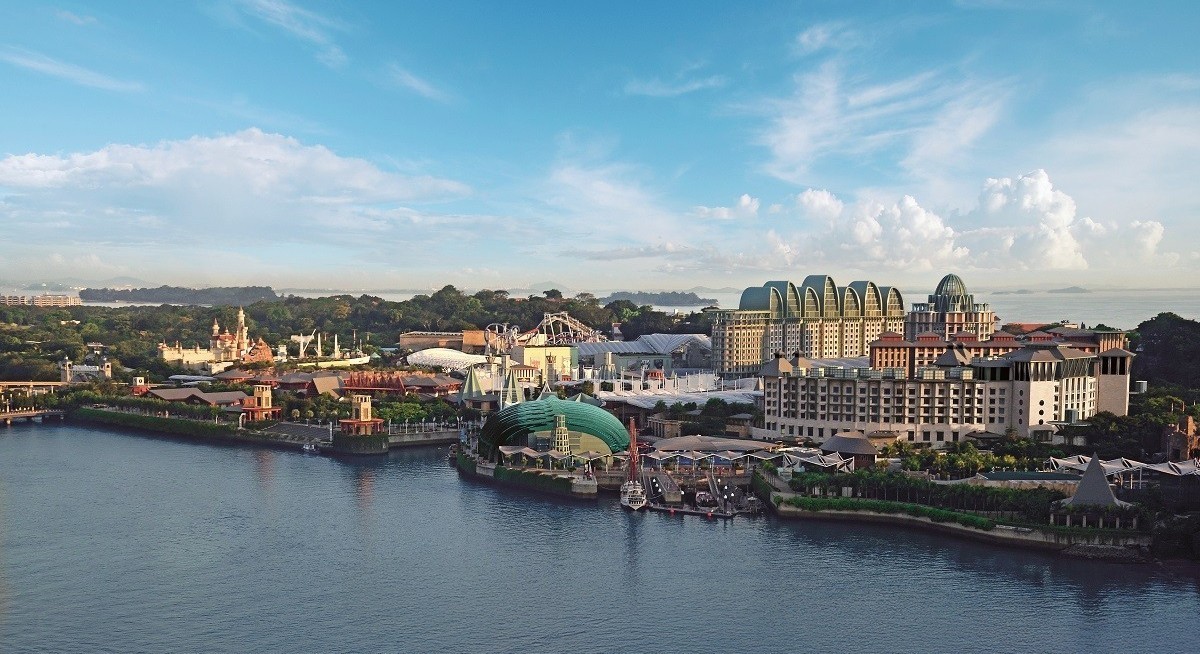 Could Genting Singapore be doing more with its cash?